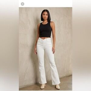 Title: BDG Urban Outfitters V-Front Ruched Flare Jeans - White - Size 29